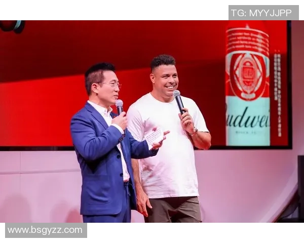 足球明星独特发型大揭秘各种风格尽在其中让你一睹为快 足球明星独特发型大揭秘各种风格尽在其中让你一睹为快